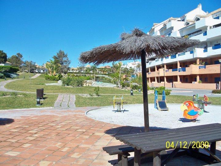 מנילבה Duquesa Suite And Golf With A Spectacular Sea View מראה חיצוני תמונה